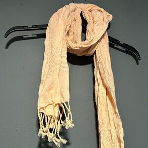 Source Unknown Light Peach Scarf